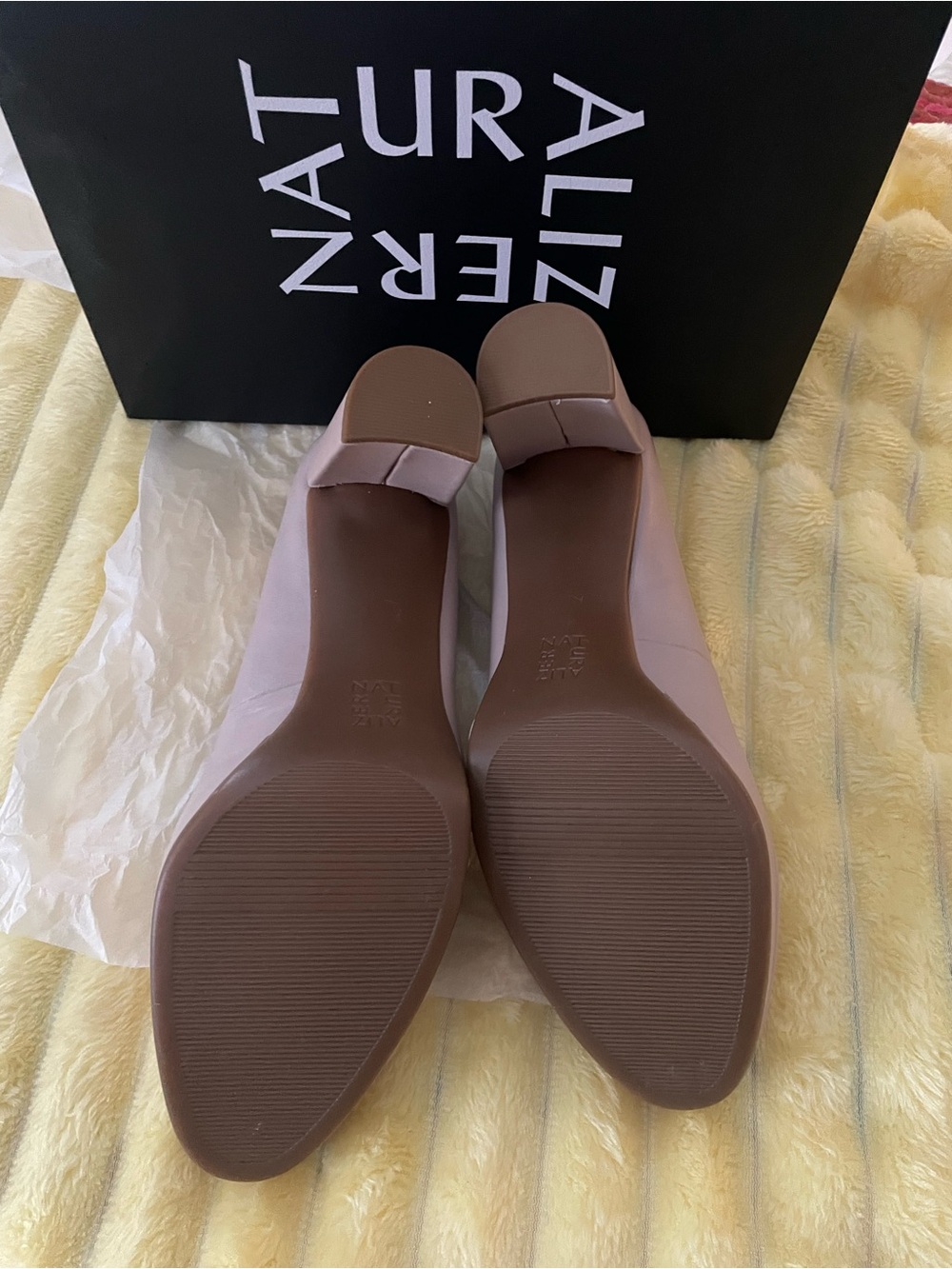 NIB Natrualizer Blush Nude Leather Block Heel Pumps size 9m - Picture 6 of 8
